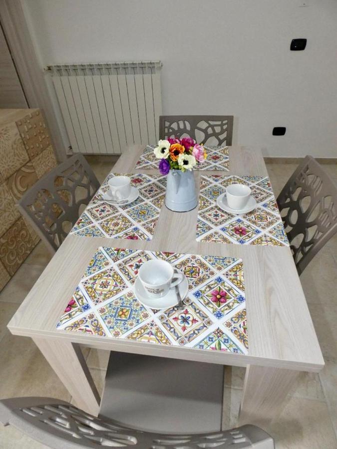 B&B La Piazzetta Fragagnano Extérieur photo
